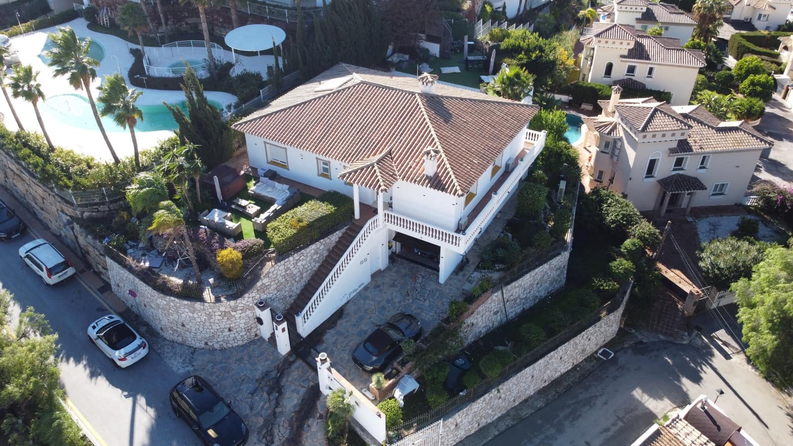 4 sypialnia Willa na sprzedaż w La Capellania z basenem garażem - 1 199 000 € (Ref: 9451912)