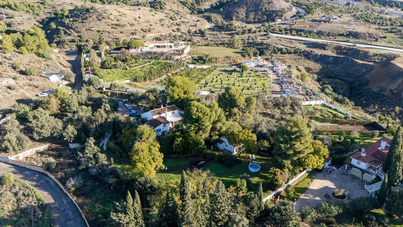 Finca/Casa Rural de 4 habitaciones en Fuengirola en venta con piscina garaje - 2.095.000 € (Ref: 9524085)