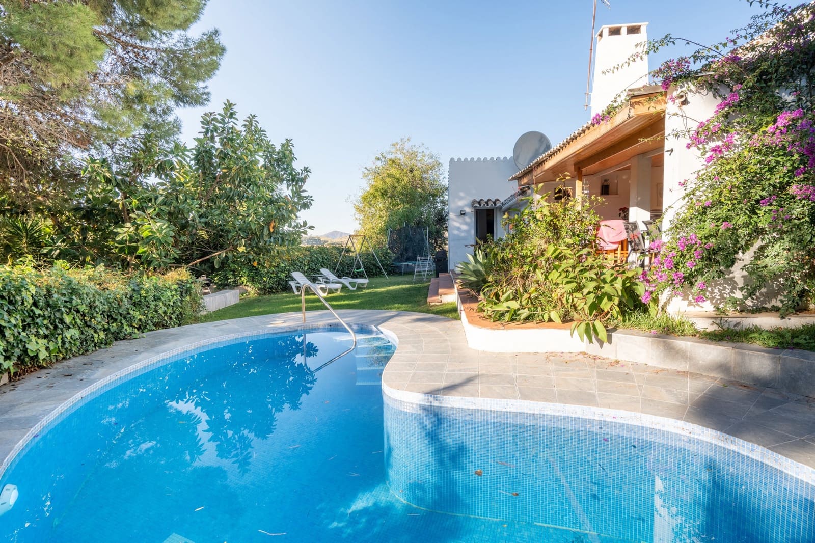 Finca/Casa Rural de 4 habitaciones en Fuengirola en venta con piscina garaje - 2.095.000 € (Ref: 9524085)