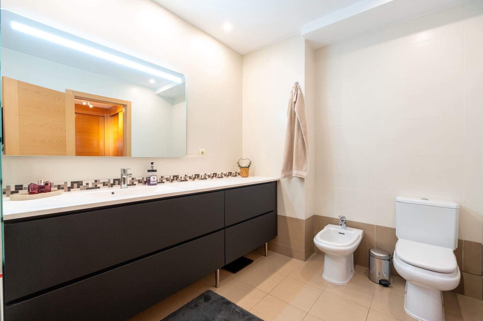 2 Zimmer Apartment zu verkaufen in Sitio de Calahonda mit Pool Garage - 425.000 € (Ref: 9533449)