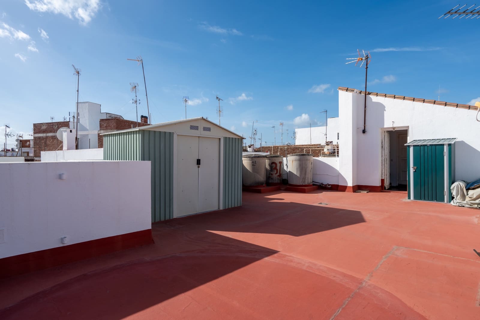 3 bedroom Apartment for sale in Estepona - € 449,000 (Ref: 9564934)