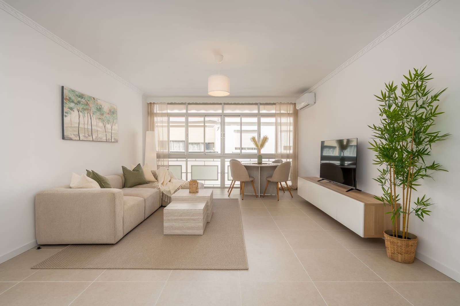 3 bedroom Apartment for sale in Estepona - € 449,000 (Ref: 9564934)