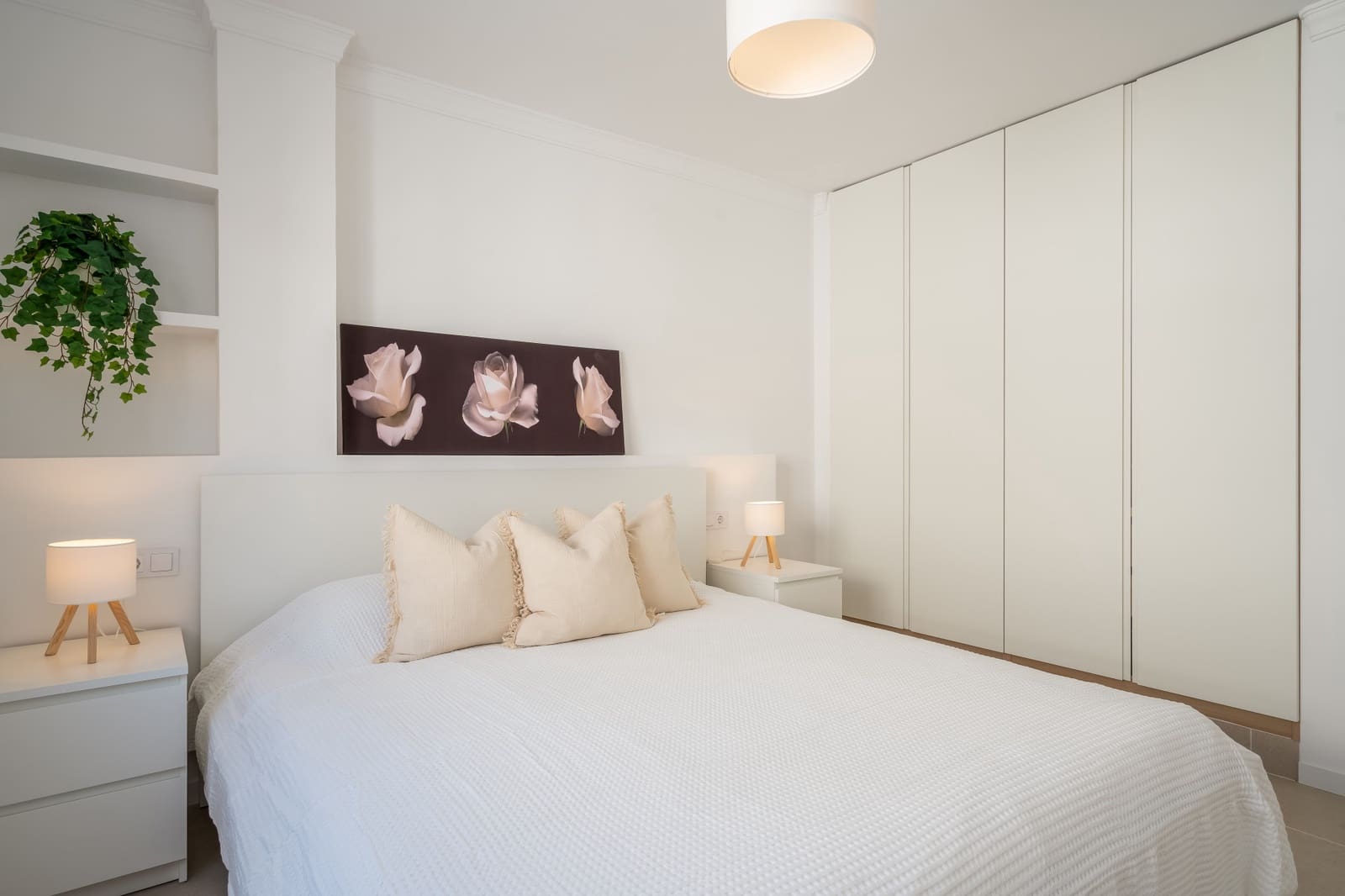 3 bedroom Apartment for sale in Estepona - € 449,000 (Ref: 9564934)