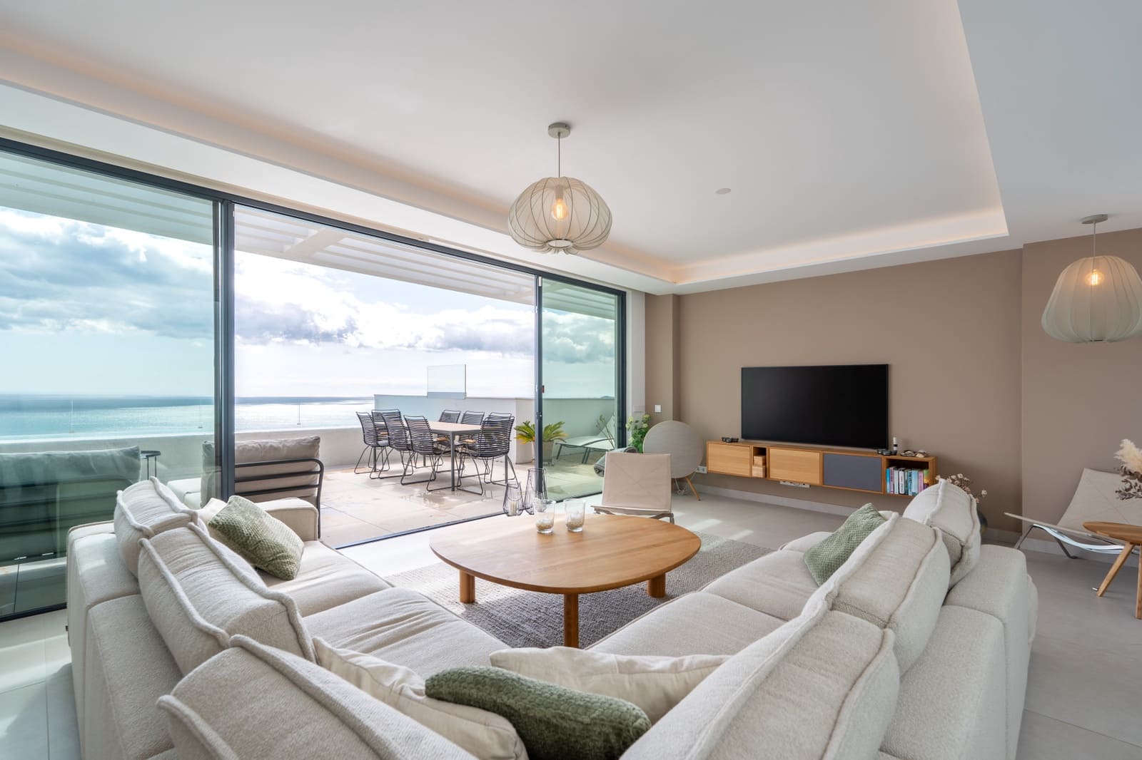 4 Zimmer Penthouse zu verkaufen in Benalmadena Costa mit Pool Garage - 2.195.000 € (Ref: 9701477)
