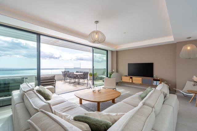 4 soverom Penthouse til salgs i Benalmadena Costa, Benalmádena med svømmebasseng garasje - € 2 195 000 (Ref: 9701477)