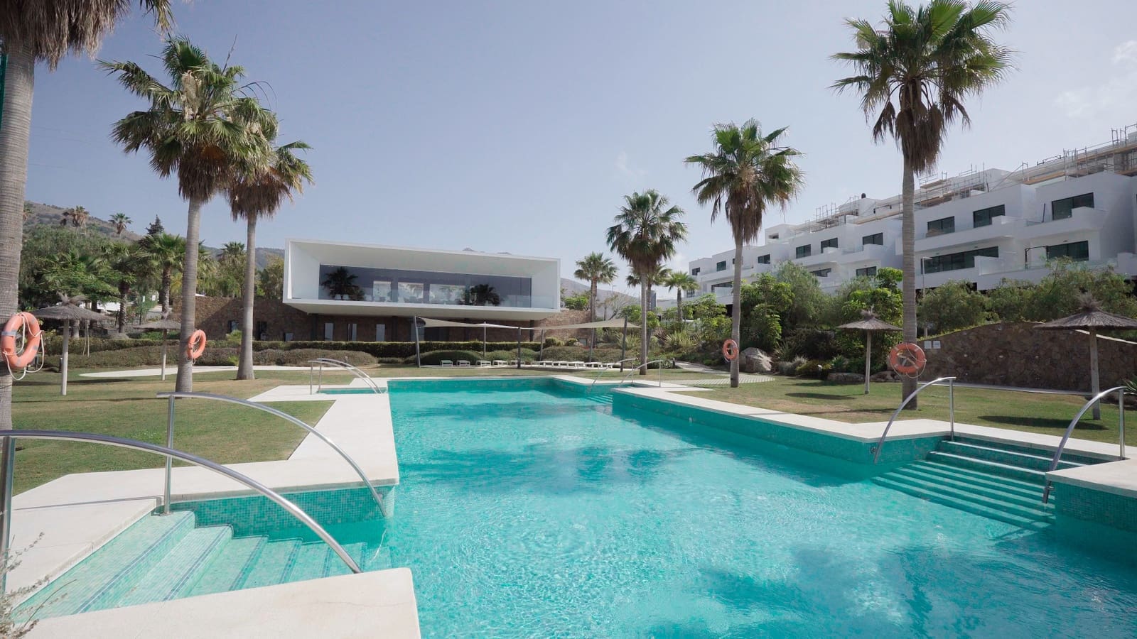 4 Zimmer Penthouse zu verkaufen in Benalmadena Costa mit Pool Garage - 2.195.000 € (Ref: 9701477)