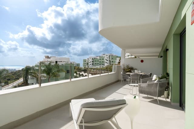 2 soveværelse Lejlighed til salg i La Cala de Mijas, Mijas med swimmingpool garage - € 599.000 (Ref: 9735490)