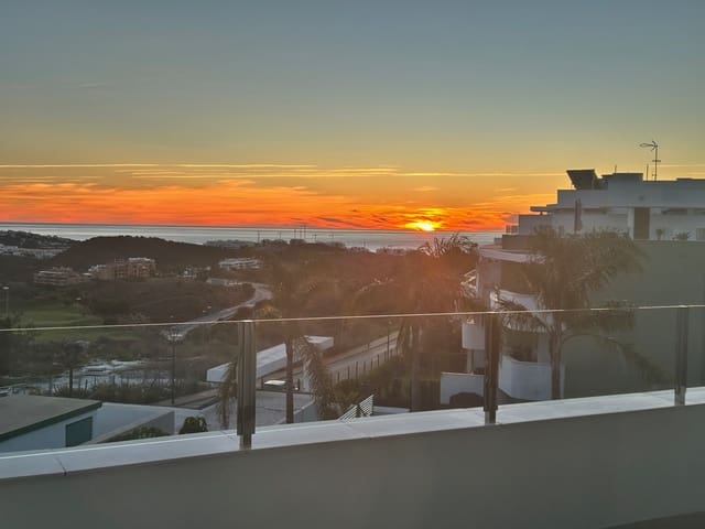 2 Zimmer Apartment zu verkaufen in La Cala de Mijas, Mijas mit Pool Garage - 599.000 € (Ref: 9735490)