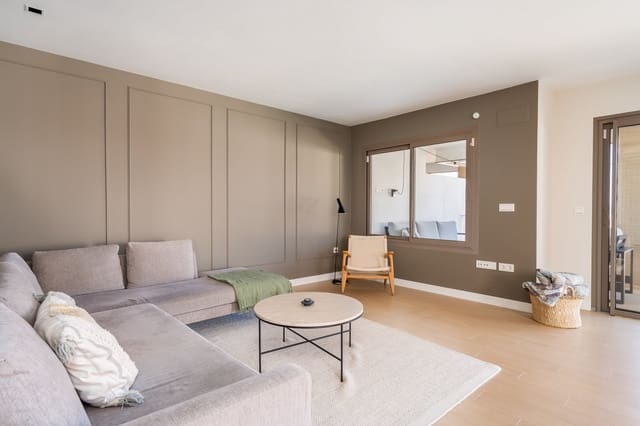 Casa de 4 habitaciones en Mijas en venta con piscina garaje - 949.000 € (Ref: 9801295)