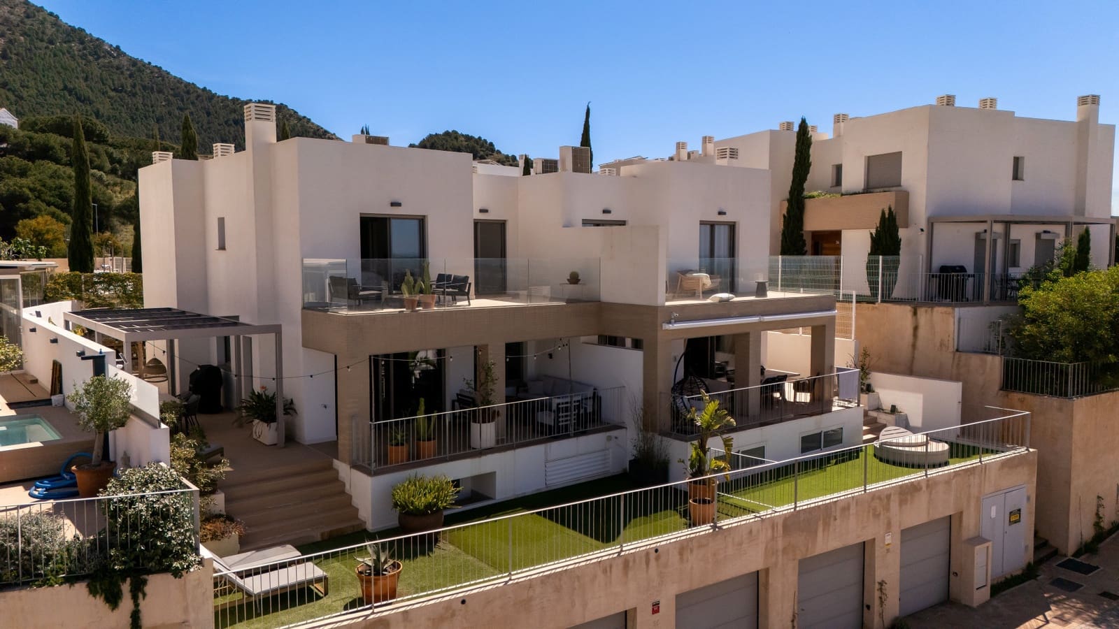 4 chambre Maison de Ville à vendre à Mijas avec piscine garage - 949 000 € (Ref: 9801295)