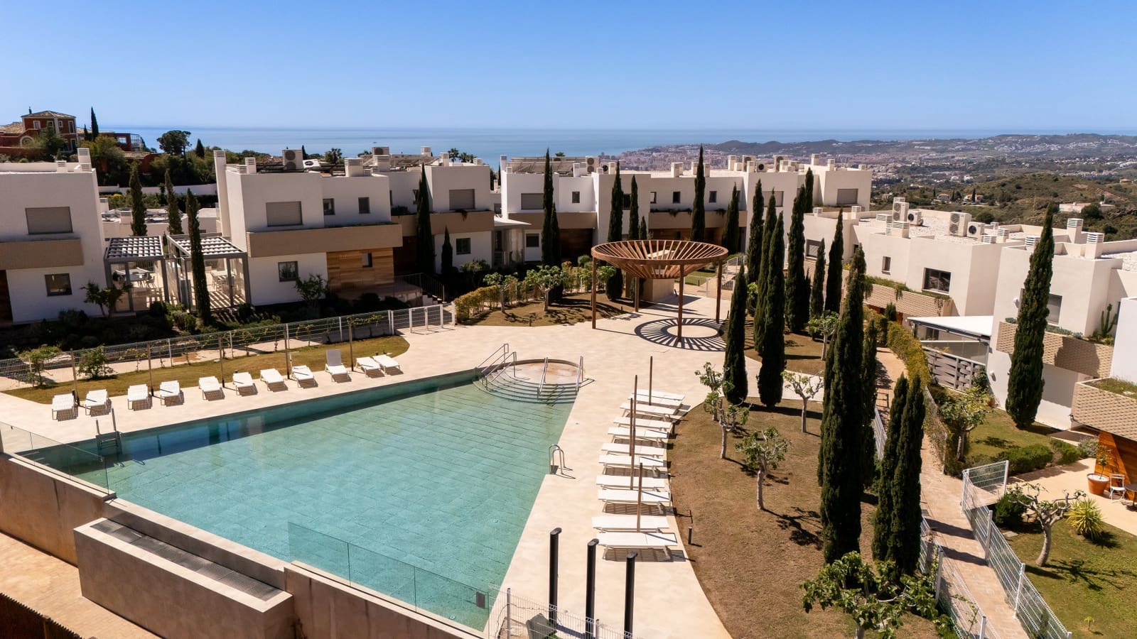 4 chambre Maison de Ville à vendre à Mijas avec piscine garage - 949 000 € (Ref: 9801295)