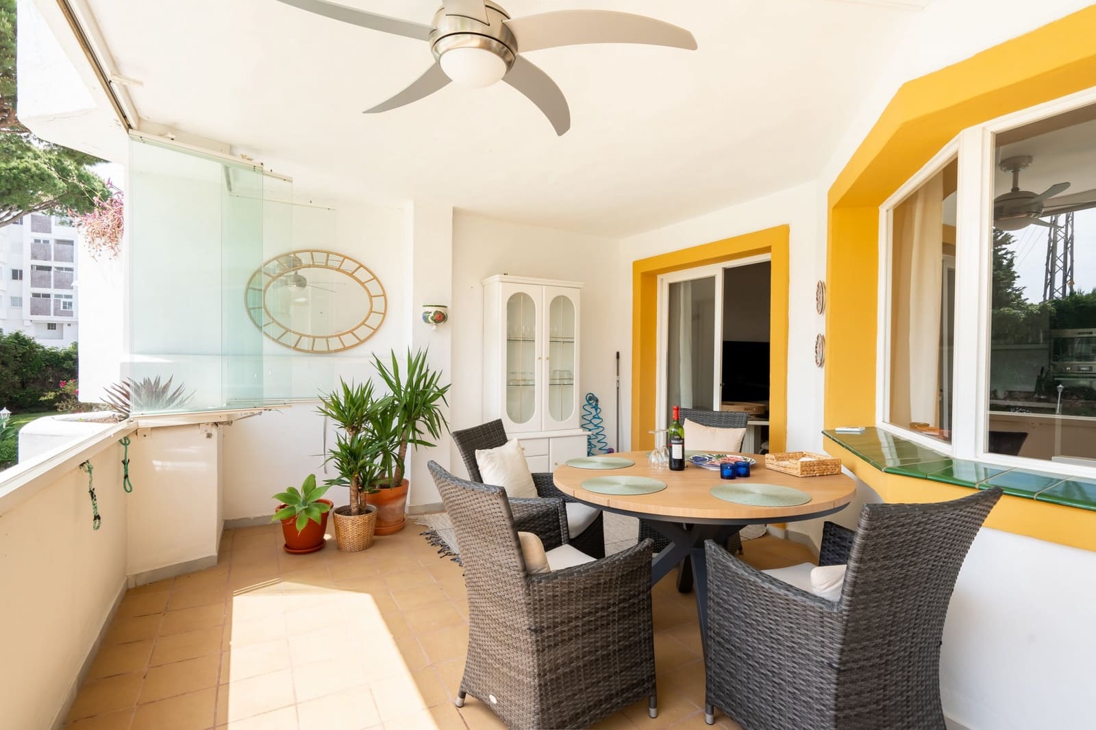 2 slaapkamer Appartement te koop in Mijas Costa met zwembad garage - € 381.000 (Ref: 9815797)