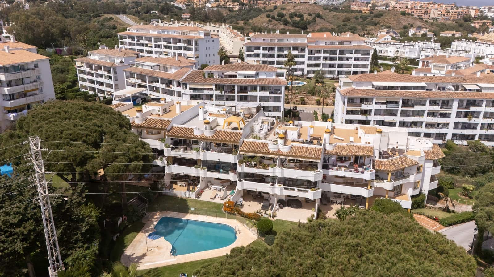 2 slaapkamer Appartement te koop in Mijas Costa met zwembad garage - € 381.000 (Ref: 9815797)