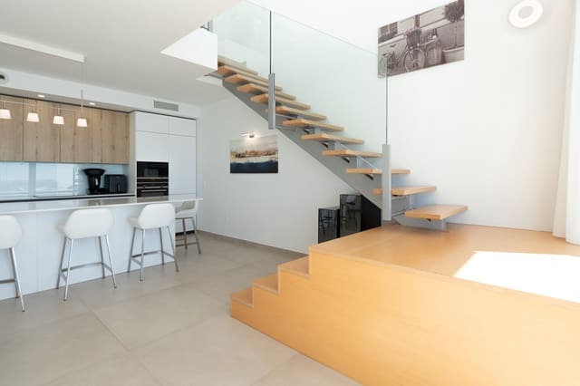 Ático de 3 habitaciones en Benalmádena pueblo, Benalmádena en venta con piscina garaje - 1.349.000 € (Ref: 9818012)