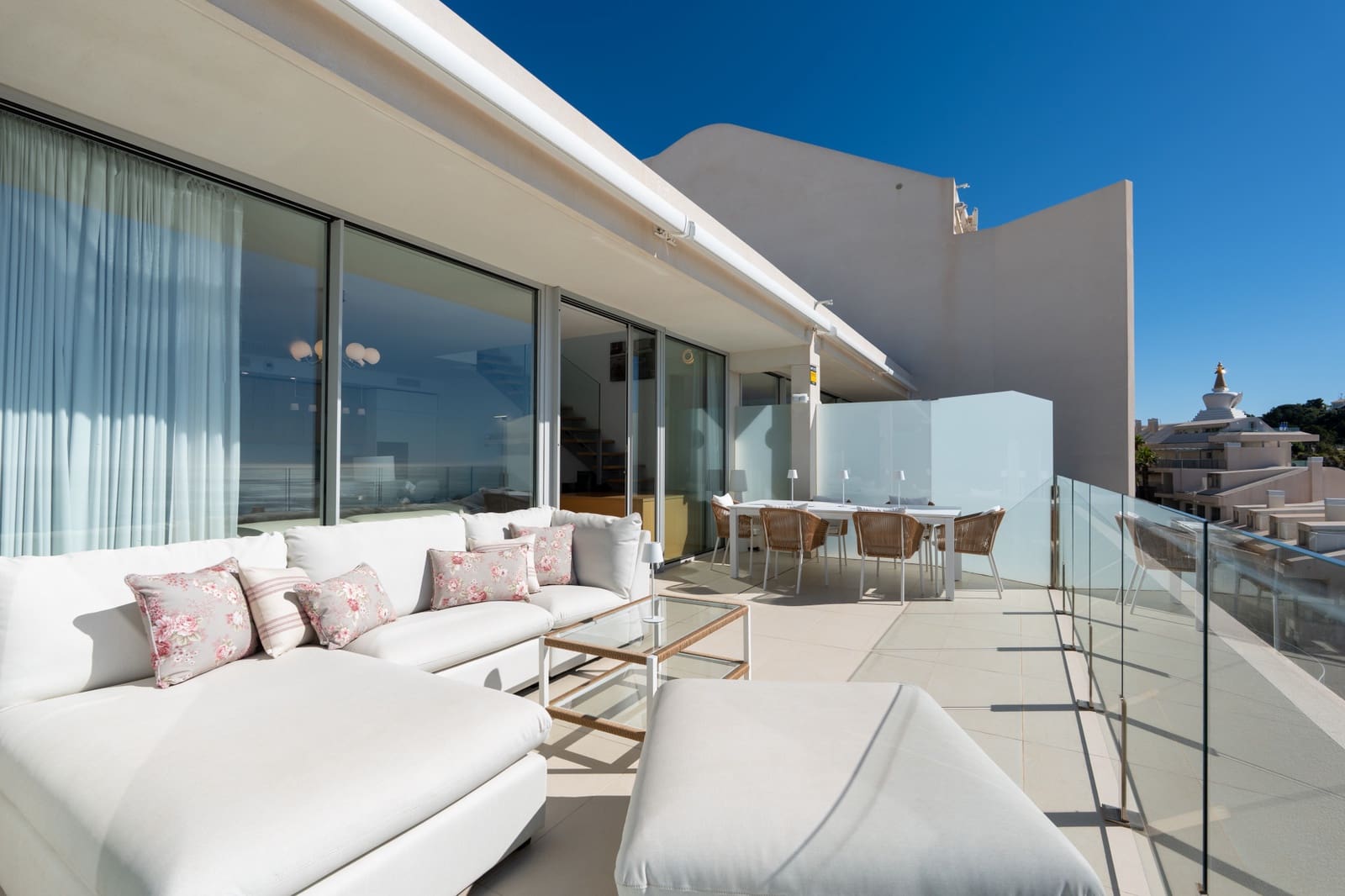 Ático de 3 habitaciones en Benalmádena en venta con piscina garaje - 1.349.000 € (Ref: 9818012)