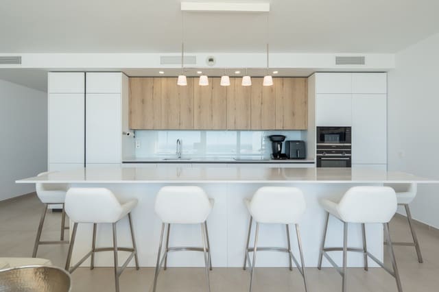 3 makuuhuone Kattohuoneisto myytävänä paikassa Benalmádena pueblo, Benalmádena mukana uima-altaan 
autotalli - 1 349 000 € (Ref: 9818012)
