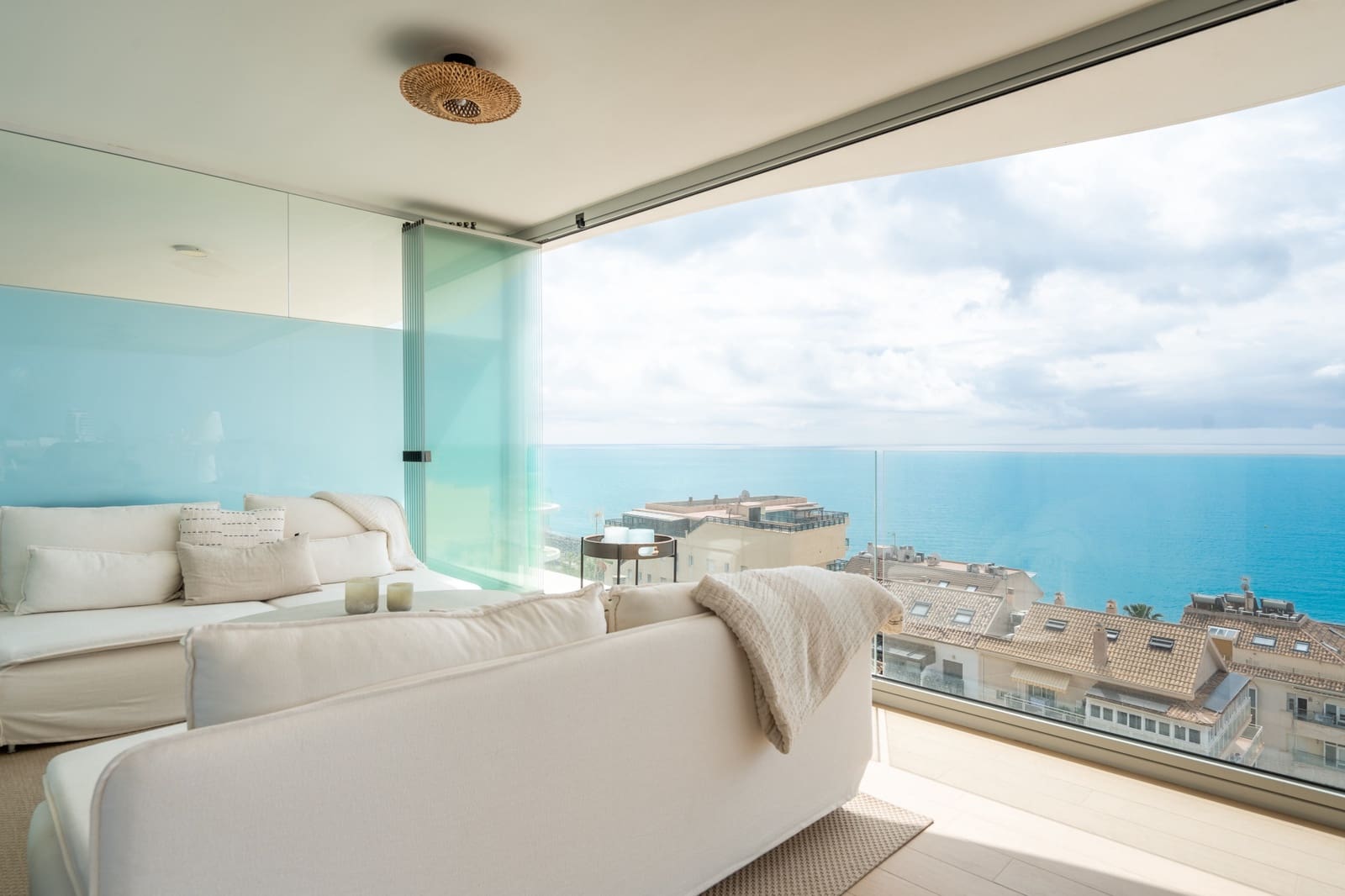 2 sypialnia Apartament na sprzedaż w Fuengirola z basenem garażem - 835 000 € (Ref: 9829002)