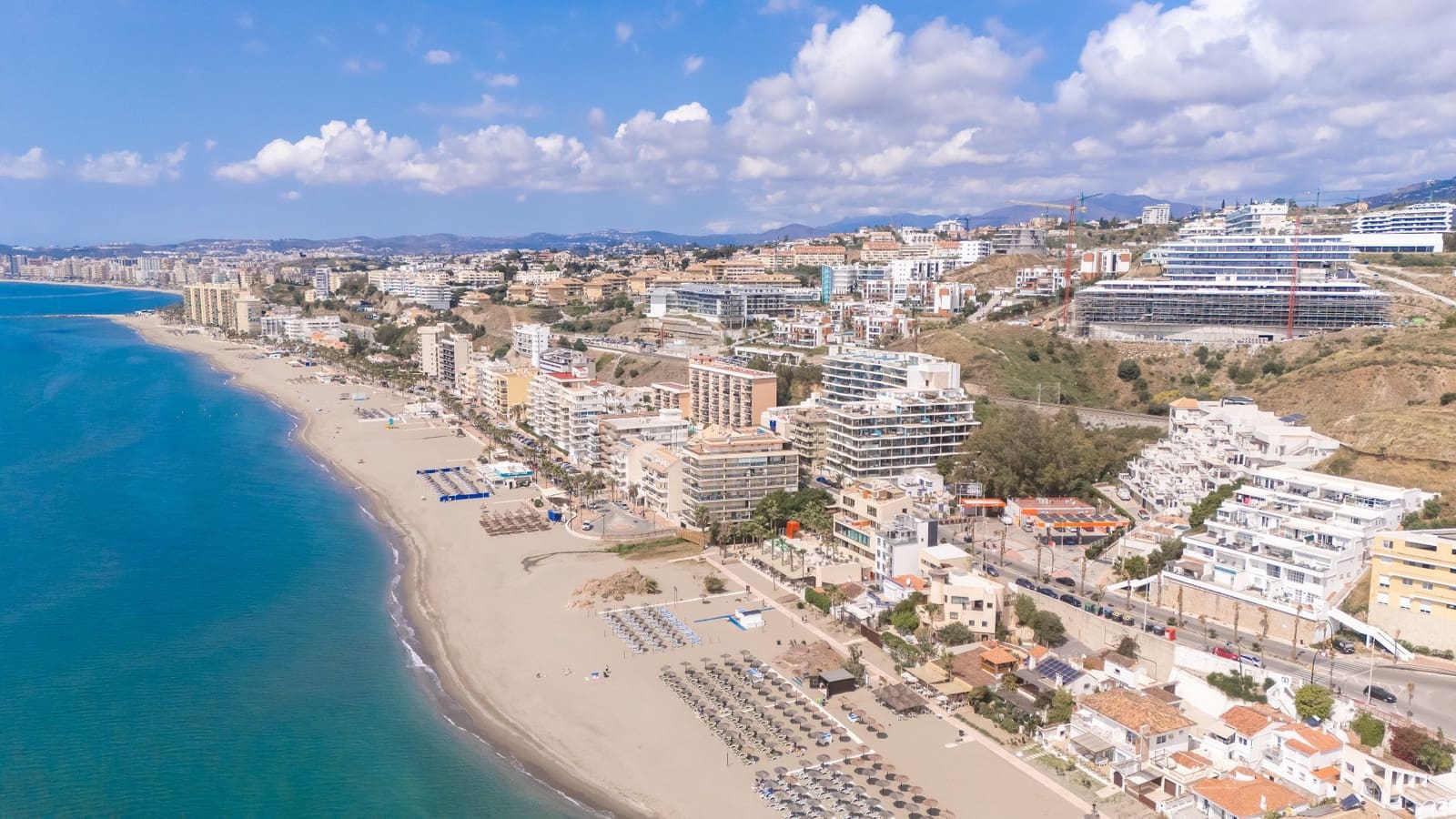 2 sypialnia Apartament na sprzedaż w Fuengirola z basenem garażem - 835 000 € (Ref: 9829002)