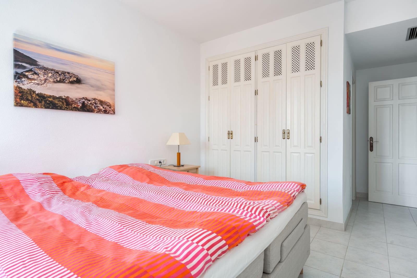 3 soverom Hus til salgs i Golden Mile med svømmebasseng garasje - € 1 449 000 (Ref: 9829003)