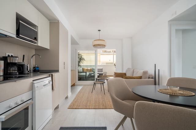 3 makuuhuone Huoneisto myytävänä paikassa Torreblanca, Fuengirola mukana uima-altaan 
autotalli - 525 000 € (Ref: 9846153)