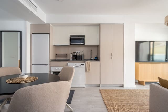 3 makuuhuone Huoneisto myytävänä paikassa Torreblanca, Fuengirola mukana uima-altaan 
autotalli - 525 000 € (Ref: 9846153)