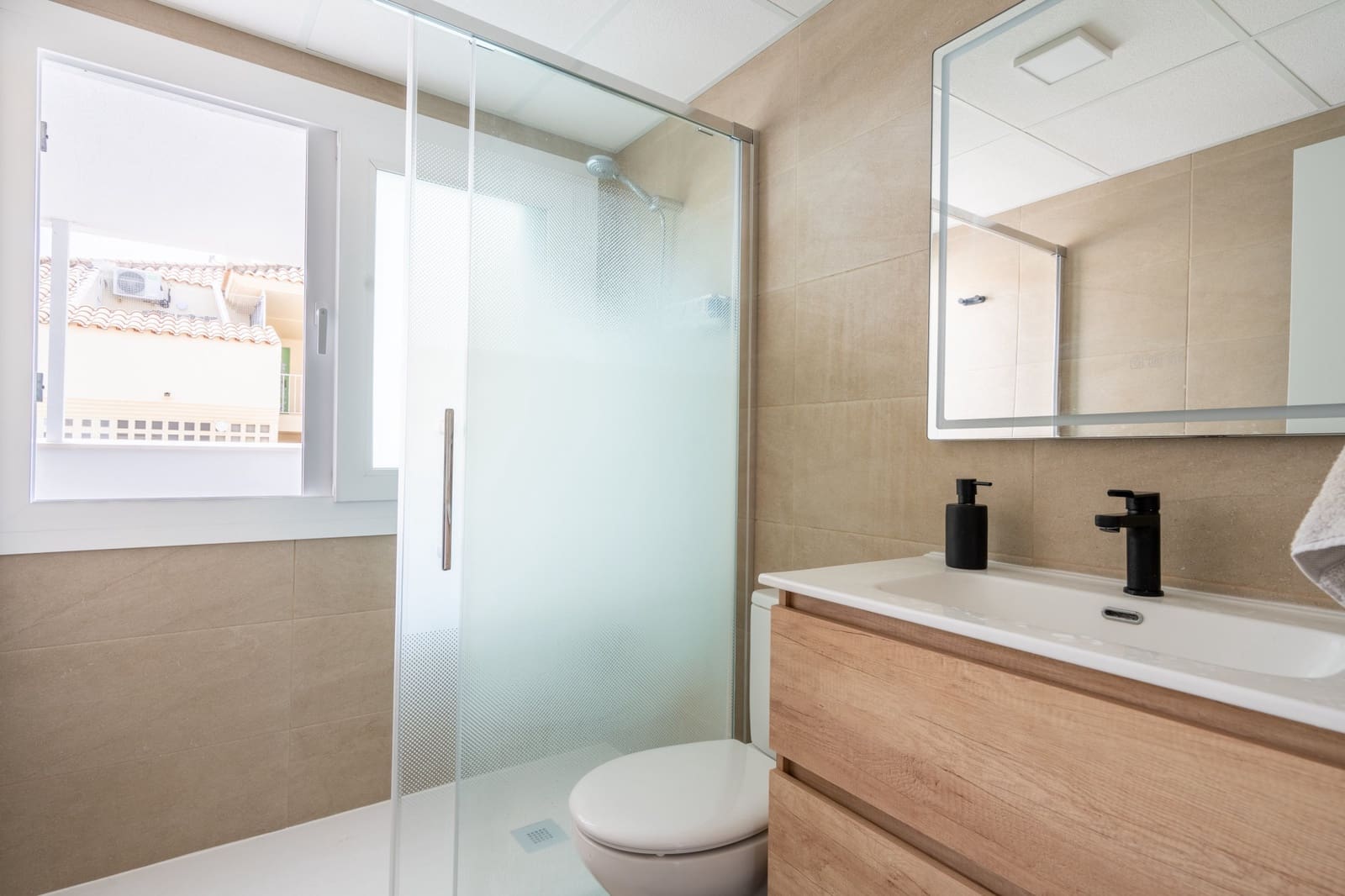 3 bedroom Apartment for sale in Fuengirola with pool garage - € 525,000 (Ref: 9846153)