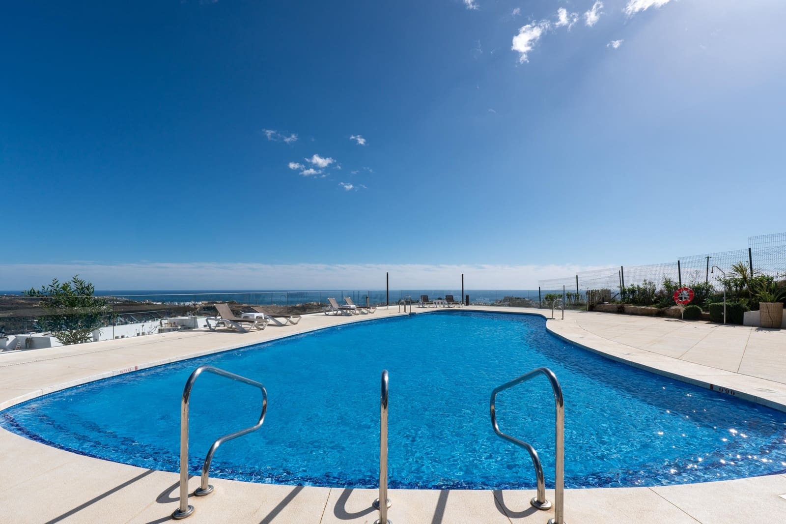 1 bedroom Apartment for sale in La Cala de Mijas with pool garage - € 330,000 (Ref: 9880795)