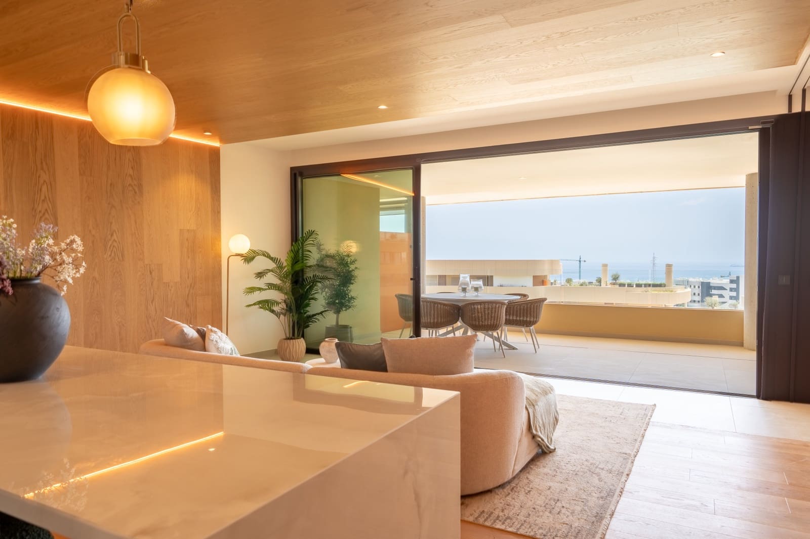 3 sovrum Lägenhet till salu i Fuengirola med pool garage - 1 050 000 € (Ref: 9907004)