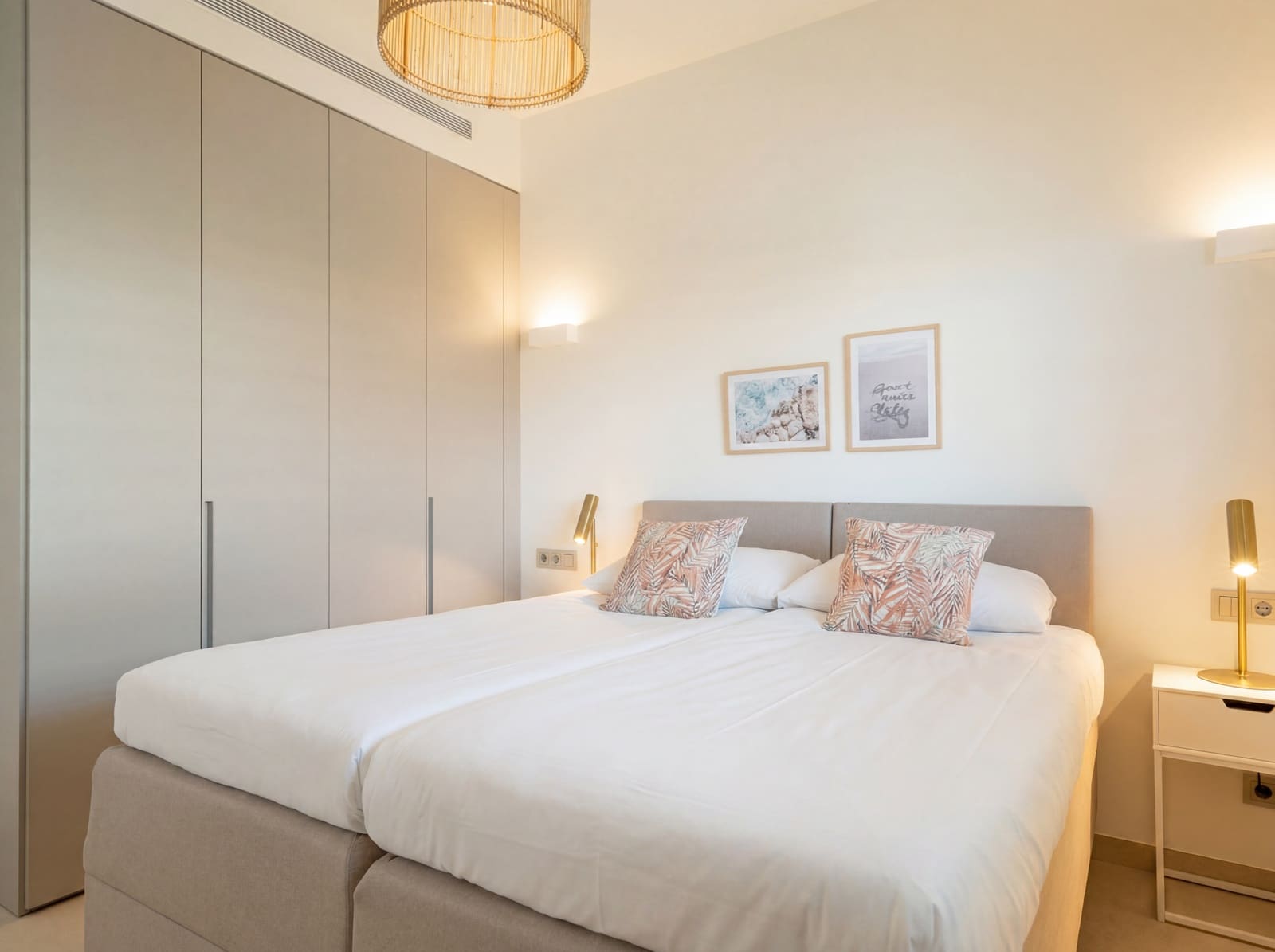 3 sovrum Lägenhet till salu i Fuengirola med pool garage - 1 050 000 € (Ref: 9907004)