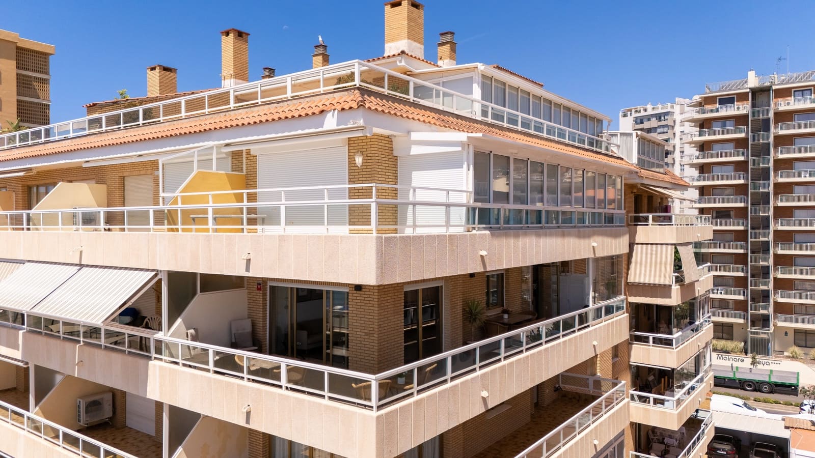 3 soverom Leilighet til salgs i Fuengirola med svømmebasseng garasje - € 995 000 (Ref: 9962385)