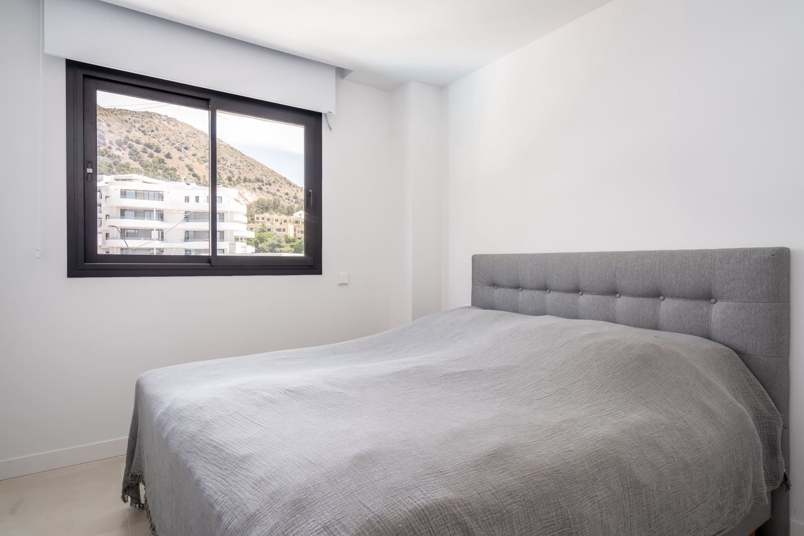 3 bedroom Apartment for sale in Fuengirola with pool garage - € 895,000 (Ref: 9973052)