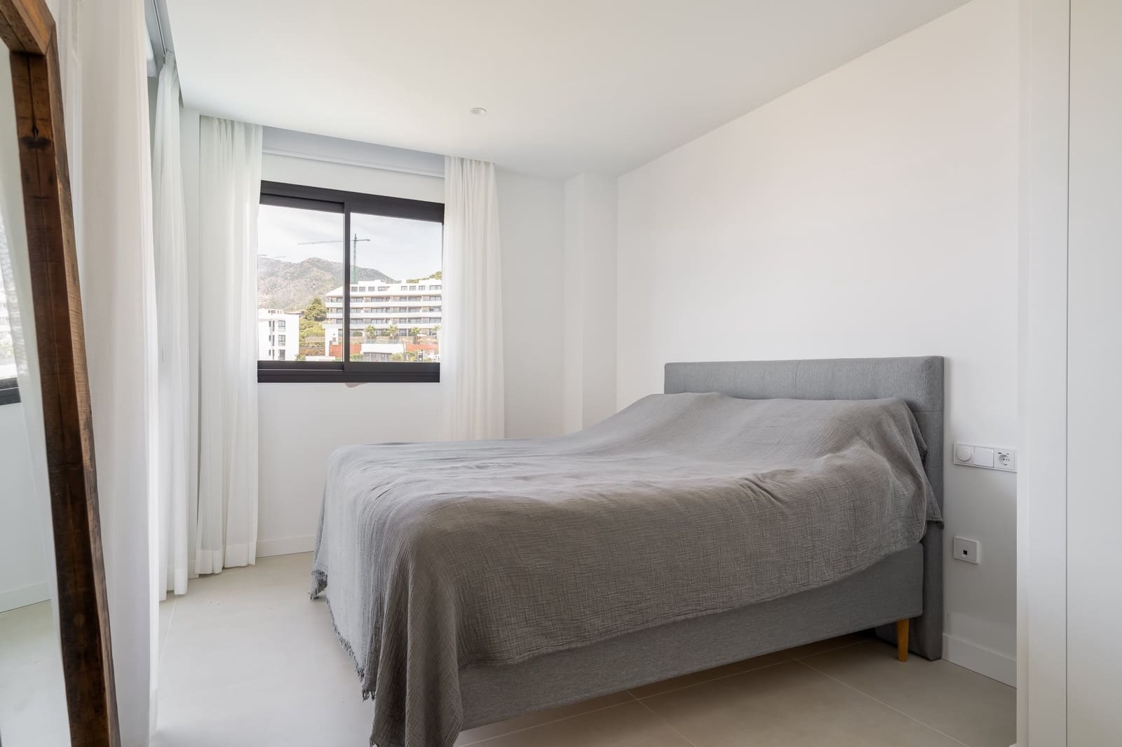 3 bedroom Apartment for sale in Fuengirola with pool garage - € 895,000 (Ref: 9973052)