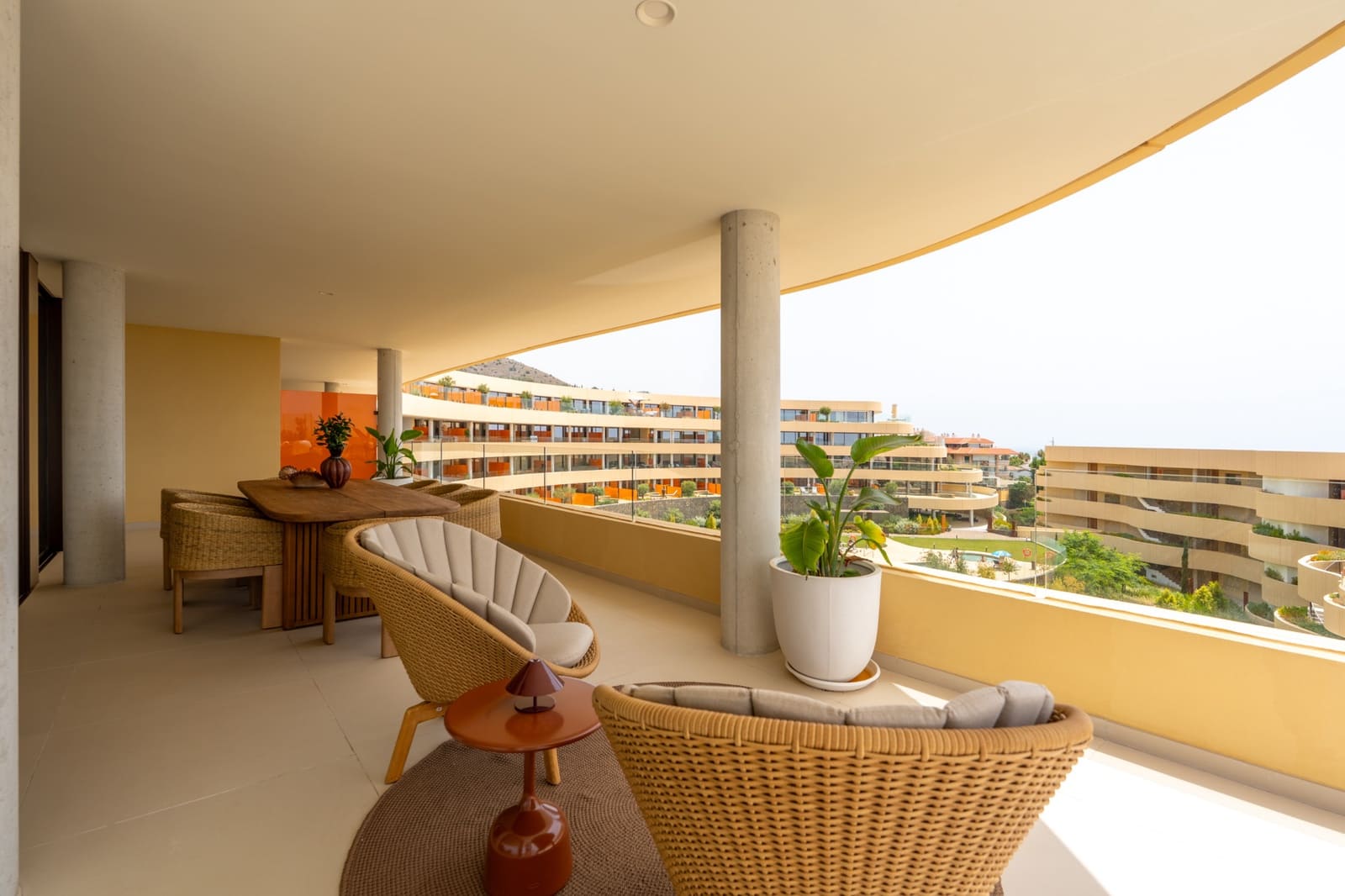 3 soverom Leilighet til salgs i Fuengirola med svømmebasseng garasje - € 2 695 000 (Ref: 9977037)