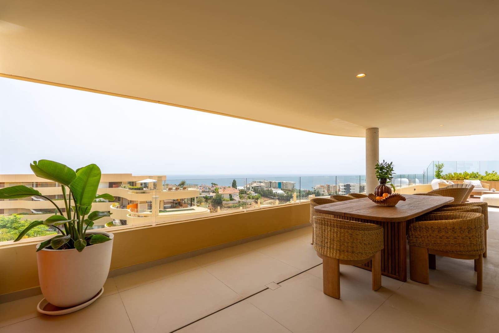 3 soverom Leilighet til salgs i Fuengirola med svømmebasseng garasje - € 2 695 000 (Ref: 9977037)