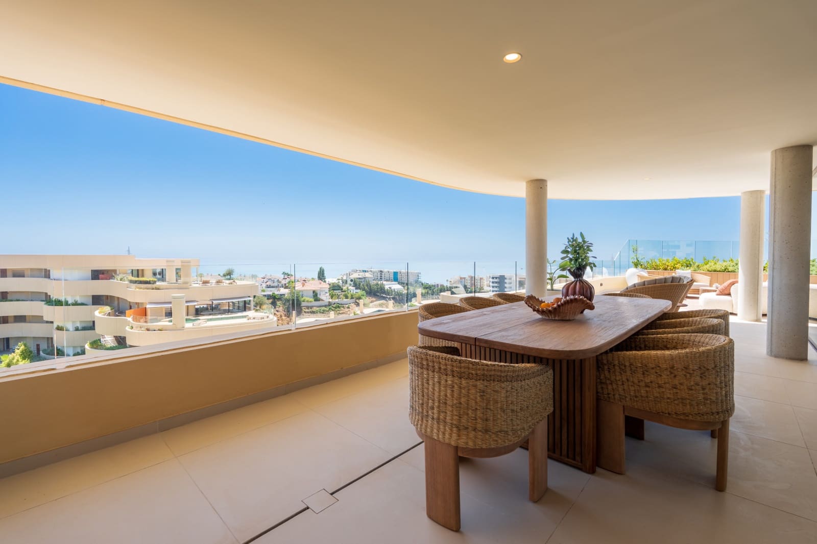 3 slaapkamer Appartement te koop in Fuengirola met zwembad garage - € 2.495.000 (Ref: 9977037)