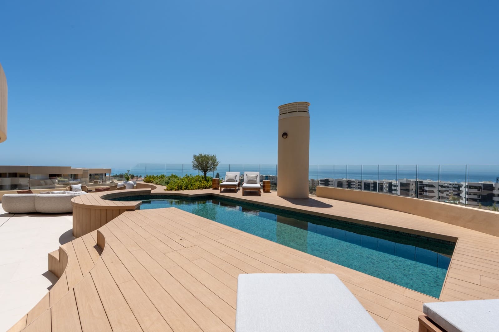 3 slaapkamer Appartement te koop in Fuengirola met zwembad garage - € 2.495.000 (Ref: 9977037)