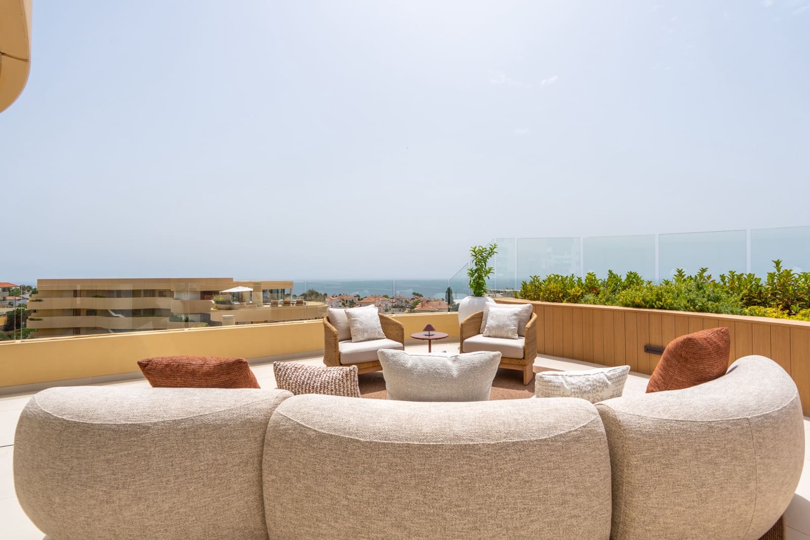 3 slaapkamer Appartement te koop in Fuengirola met zwembad garage - € 2.495.000 (Ref: 9977037)