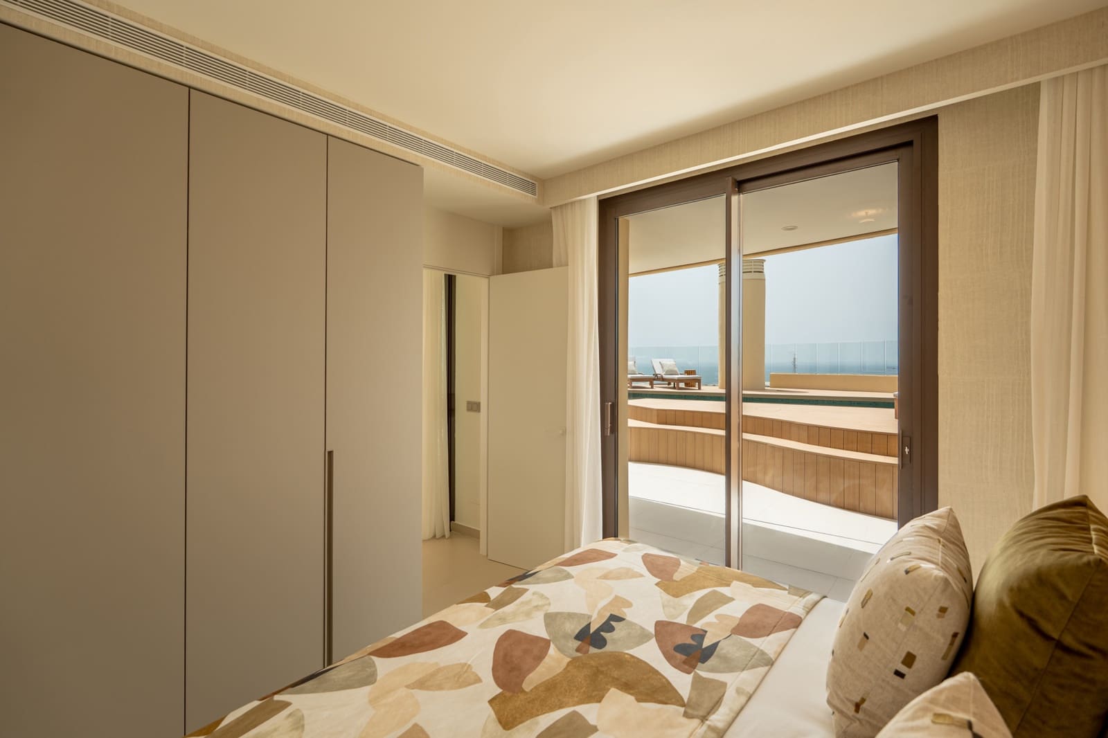 3 slaapkamer Appartement te koop in Fuengirola met zwembad garage - € 2.495.000 (Ref: 9977037)