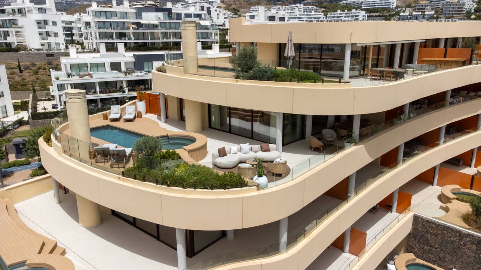 3 slaapkamer Appartement te koop in Fuengirola met zwembad garage - € 2.495.000 (Ref: 9977037)