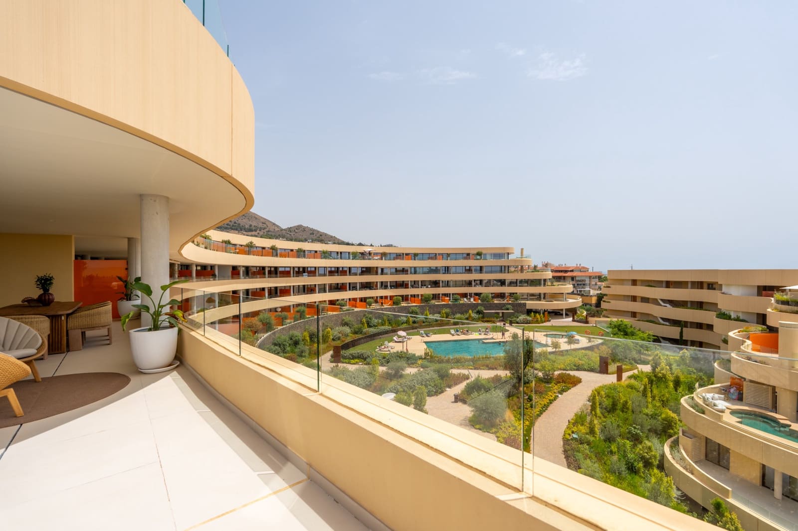 3 slaapkamer Appartement te koop in Fuengirola met zwembad garage - € 2.495.000 (Ref: 9977037)