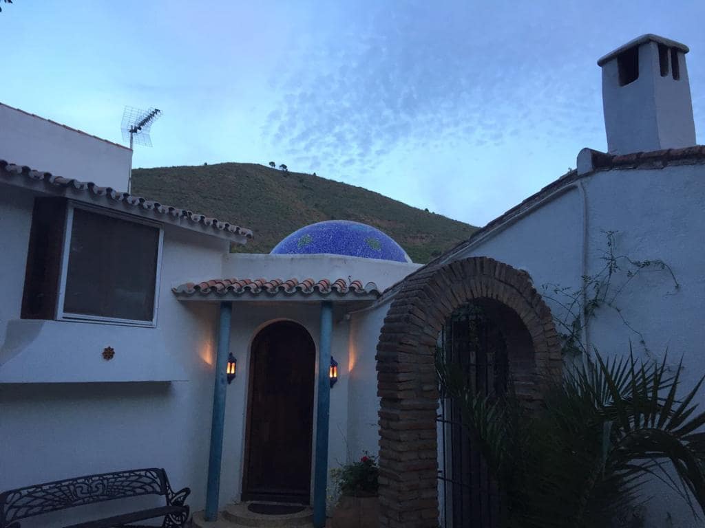 4 bedroom Finca/Country House for holiday rental in Ojen with pool garage - € 2,250 (Ref: 7568805)