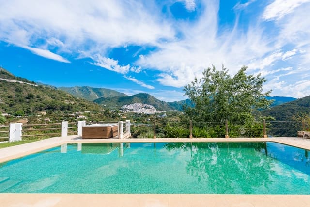 5 soveværelse Finca/Landehus til salg i Ojen med swimmingpool garage - € 2.950.000 (Ref: 9858850)
