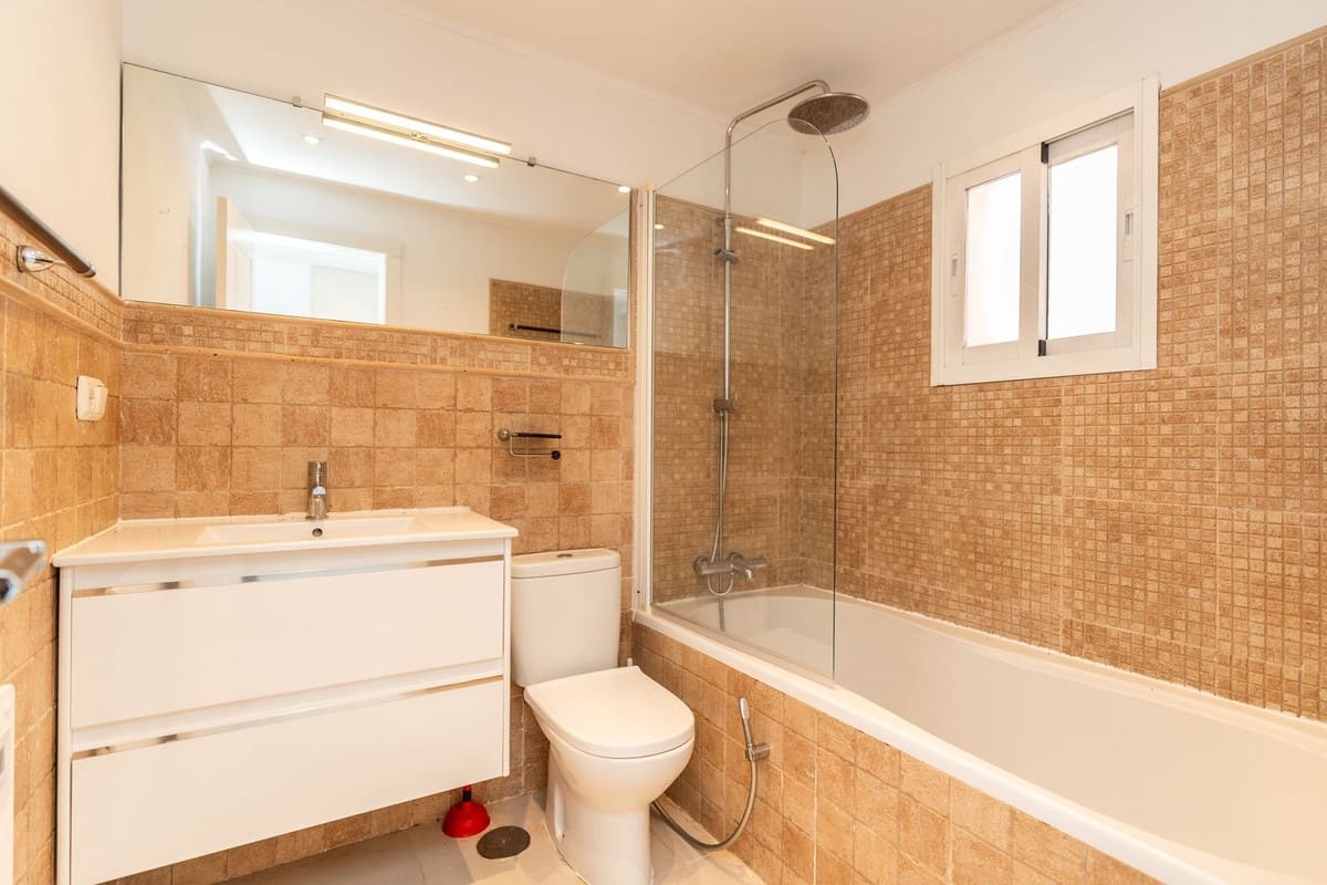 Chalet de 3 habitaciones en Costabella en venta con piscina - 1.325.000 € (Ref: 10022529)