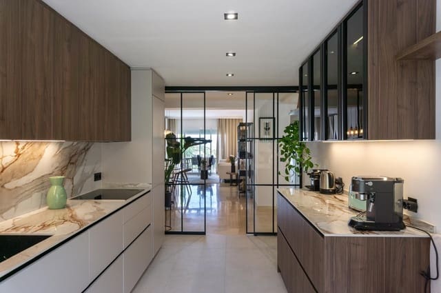3 sypialnia Penthouse na sprzedaż w La Quinta, Benahavís z basenem - 945 000 € (Ref: 10030628)