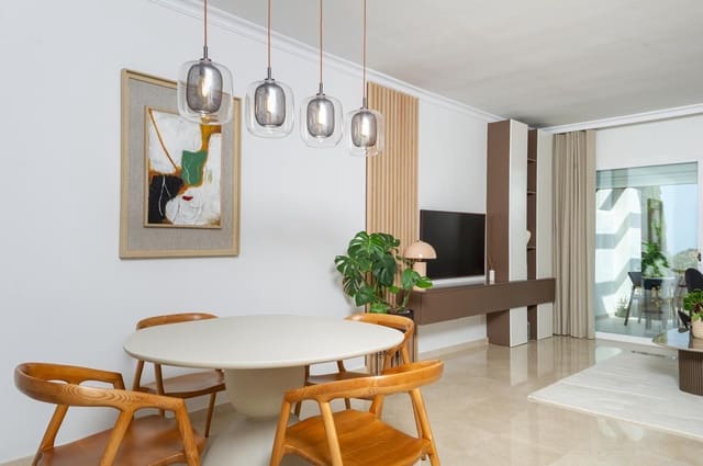 3 sypialnia Penthouse na sprzedaż w La Quinta, Benahavís z basenem - 945 000 € (Ref: 10030628)