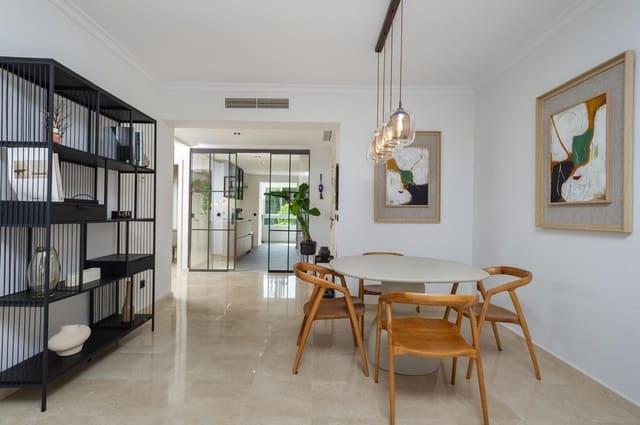 3 sypialnia Penthouse na sprzedaż w La Quinta, Benahavís z basenem - 945 000 € (Ref: 10030628)
