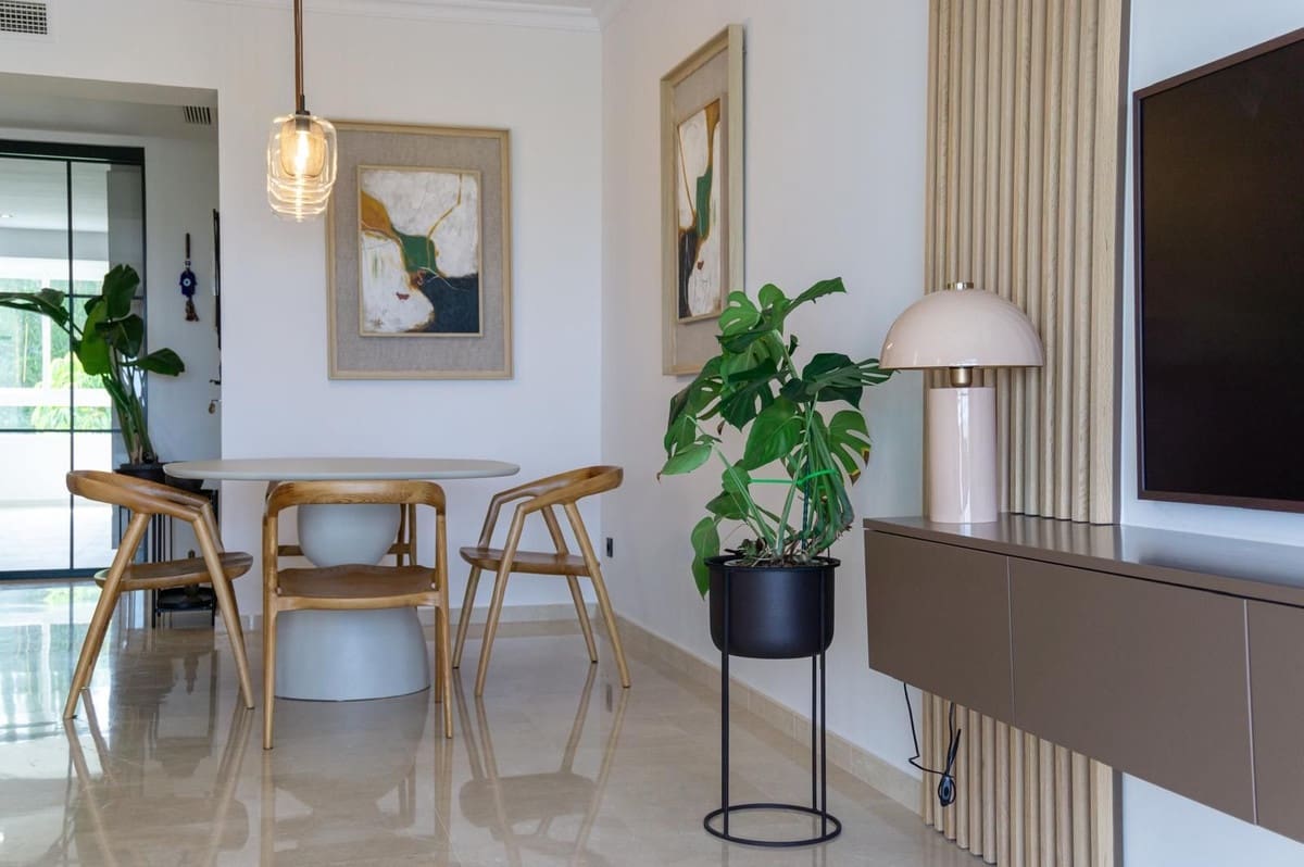 3 makuuhuone Kattohuoneisto myytävänä paikassa La Quinta mukana uima-altaan - 945 000 € (Ref: 10030628)
