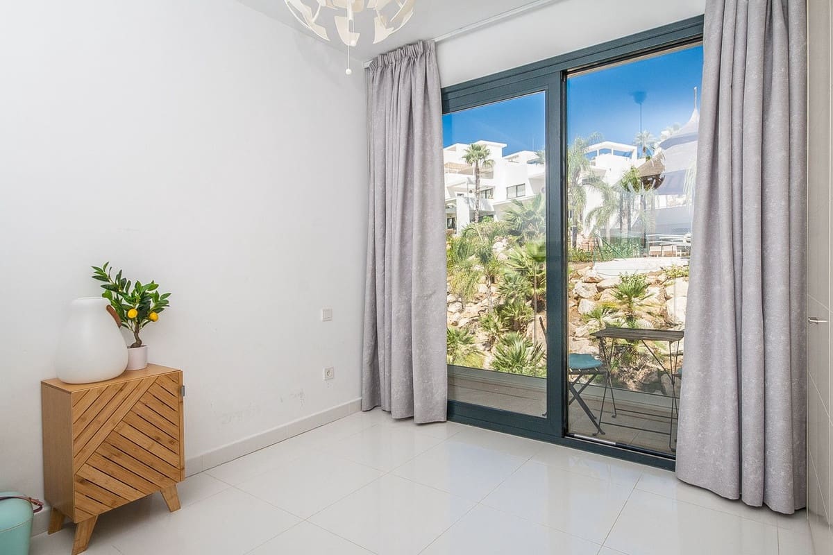 3 chambre Appartement à vendre à Benahavis - 997 000 € (Ref: 10034028)