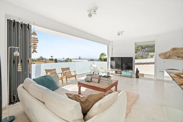 Chalet de 3 habitaciones en Marbesa, Marbella en venta con piscina - 1.575.000 € (Ref: 10034029)