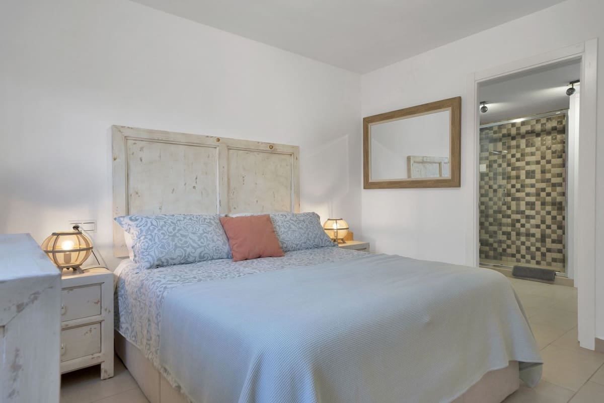 4 quarto Moradia para venda em San Pedro de Alcantara com piscina - 1 300 000 € (Ref: 10034030)